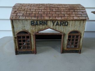 Vintage Cast Iron Barn Yard,  Cb Marking,  13 " Wide,  9.  5 " Tall,