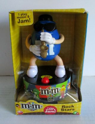 M&M ' s Rock Star Sax Saxophone Player W Box Mechanical Battery Operated 2 AAA 5 