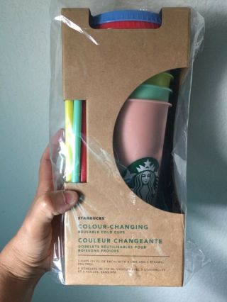 Starbucks Reusable Color Changing Cold Cups 5 Pack With Straws And Lids