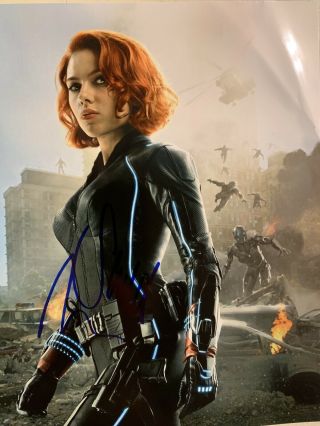 Scarlett Johansson Aka Avengers Black Widow Autographed 8x10color Photograph