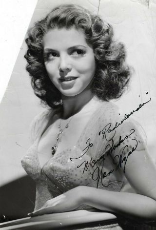 American Singer & Actress Nan Wynn,  Rare Autographed Studio Photo.