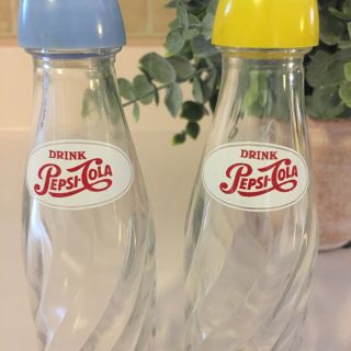 Pepsi Cola Salt & Pepper Shakers Glass Mini Bottles An Advertising Novelty RARE 2