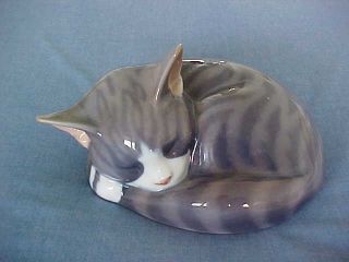 No Res Royal Copenhagen 057 Gray Cat Sleeping Porcelain Figurine Fully Marked