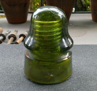 Olive / Yellow Green Star Smooth Base Signal (cd 162) Glass Insulator