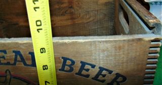 VINTAGE MOOSEHEAD BEER WOODEN DOVETAIL CASE CRATE CANADIAN LAGER 18 