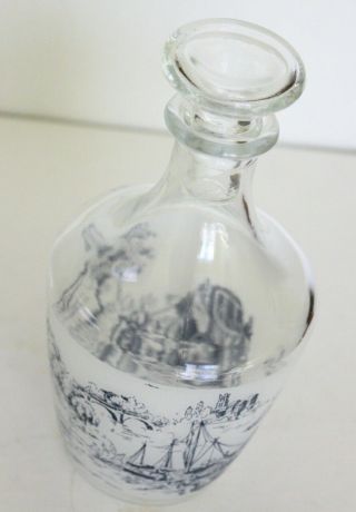 Vintage French Glass Decanter with stopper and Scene of Paris 5