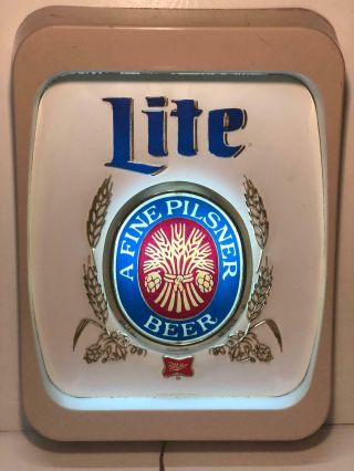 Vintage Miller Lite A Fine Pilsner Beer Lighted Metal Sign Code 57 - 1267 6