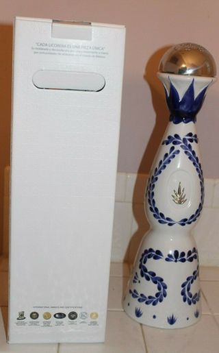 TEQUILA CLASE AZUL REPOSADO CERAMIC BOTTLE & BOX HAND PAINTED DECANTER MEXICO 7