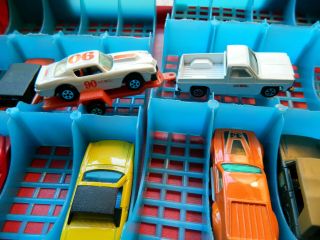 Vintage 1970s Tara Toy red car case 27 Hot Wheels Matchbox diecast toy vehicles 4