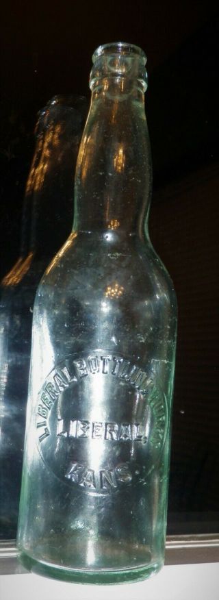 Liberal Kansas.  Scarce 1900 Beer,  Liberal Bottling,  Aqua Mold Blown Crown