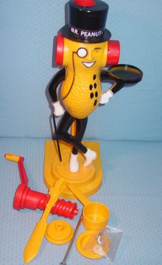 Vintage 1970 ' s Mr.  Peanut Figural Grinder Picam 3