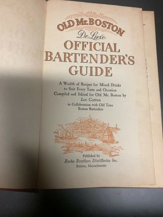 Old Mr.  Boston De Luxe Official BARTENDER ' S GUIDE 1941 Vintage Cocktail Book 2