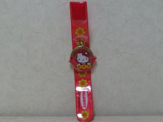 So Rare 1997 Japan Sanrio Hello Kitty Vintage Wrist Purse Kiss Lock Coin Case 　