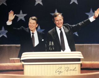 George Bush Authentic Hand Signed 8x10 Photo President Republican
