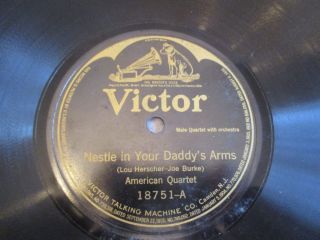 Victor 78 RPM Record - I ' m Missin ' Mammy ' s Kissin ' - Peerless Quartet 2