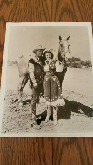 Roy Rogers And Dale Evans Personally Autographed 8 X 10 Glossy Photo