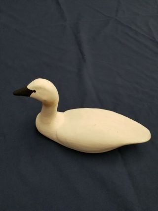 White Hand Carved Swan Signed By Master Wildlife Carver Bob Hayden,  1992