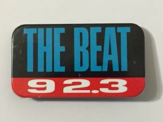 Vintage 90s 92.  3 Fm The Beat La Radio Station Button Pin Pinback Badge Promo