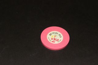 Rare Desert In $2.  50 Casino Chip Las Vegas Rated