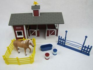 Breyer Stablemate Red 3 Stall Horse Stable Barn 97005 With Schleich Horse