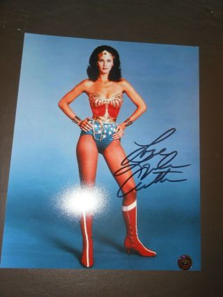 Lynda Carter Hand Signed 8x10 Photo Wonder Woman Actress Autograph Superhero