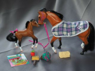 Vintage Grand Champions Model Horse - Standardbred Mare & Foal Feed 