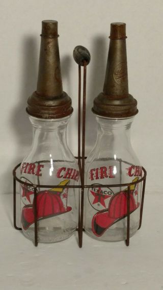 (2) Fire Chief Hat Texaco Gas Station Motor Oil Glass Bottles W/ Carrying Crate