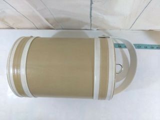 Vintage Georges Briard Ice Bucket,  Large Faux Tan Leather w/ Tongs 4