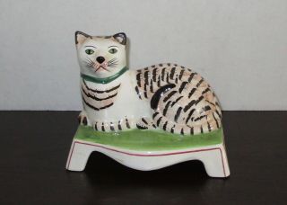 Cat On Stand Ceramic Figurine Figure Mottahedeh Design Italy Vintage Tabby