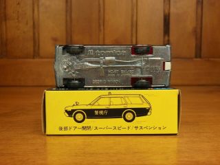 TOMY Tomica 77 NISSAN CEDRIC Patrol car,  Made in Japan vintage pocket car Rare 5