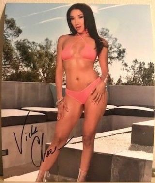 Vicki Chase Hot Porn Star - Adult Model Signed Autographed Sexy 8x10 Photo Proof