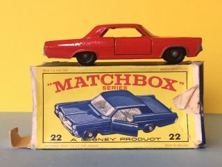 Matchbox Lesney Moko No.  22 Pontiac Gp Coupe W/box
