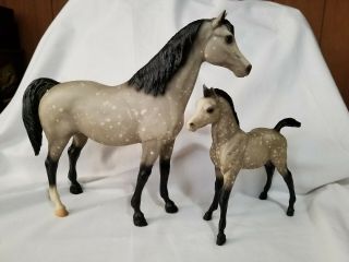 Breyer Arabian Mare And Foal 49 - 11204