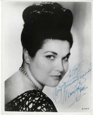American Opera Singer Mezzo - Soprano Marilyn Horne,  Autographed Studio Photo.
