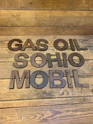 Cast Iron Has Oil Sohio Mobil Sign Gas Pump Visible Motor Oil Can Standard