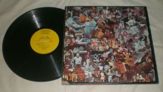 SLY & THE FAMILY STONE 1971 THERE ' S A RIOT GOIN ' ON lp - EPIC - Gatefold 2