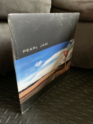 Pearl Jam (1998 First Pressing Vinyl LP) - Yield (Die Cut Cover) STILL 2