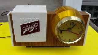 Vintage 1965 Schlitz Beer Motion Wheel Cash Register 3 - D Barrel Clock Sign