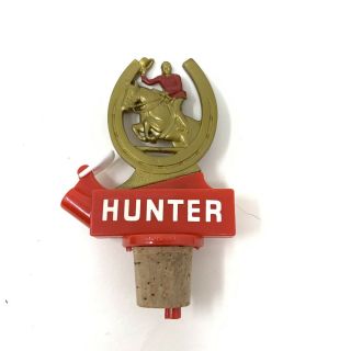 Rare Vintage Cork Liquor Bottle Stopper Hunter Plastic Horse Jumper 901029