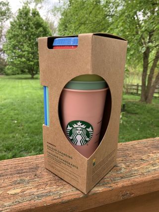 Starbucks Color Changing Reusable Cold Cups 5 Pack Venti With Straws and Lids 3