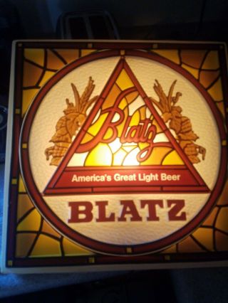 Blatz Lighted Beer Sign 1975 Bar Light Mancave Plastic