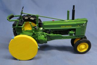 Rare Franklin John Deere Collectible Model B Tractor w/Clock Wheel 2