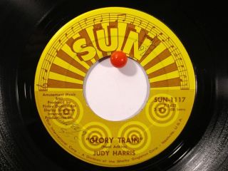 Judy Harris Sun 1117 You Touched Me B/w Glory Train Northern Soul 1st Release