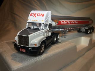 Mack Ch Exxon 2000 Premier Die Cast Collectible Tanker 1/43