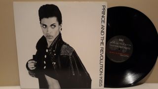 Prince And The Revolution - " Kiss " / Paisley Park 