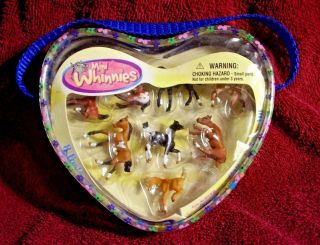 8 Mini Whinnies Foals - 2007 - 300109 - In Heart Package - Breyer
