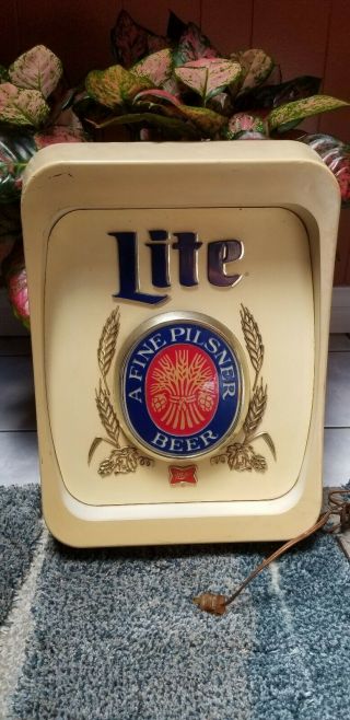 Mancave Vintage Miller Lite A Fine Pilsner Beer Lighted Metal Sign Code 57 - 1267