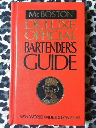 Vintage (1979) Mr.  Boston Deluxe Official Bartenders Guide 59th Edition