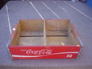 Vintage 1977 Red Coke Coca Cola Wood 32 Soda Pop Case Crate