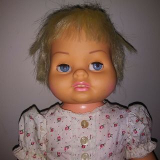 Vintage 1961 Chatty Cathy Talking Doll Blonde Hair Blue Eye 10 Pc Clothes 2 Shoe
